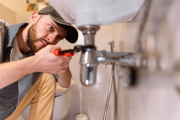 Best Emergency Plumber  in Montesano, WA